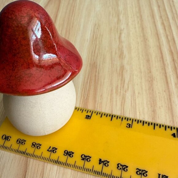 3" Ceramic Mushroom Figurine Speckled RED Glaze Natural Finish Table Decor - Picture 7 of 8